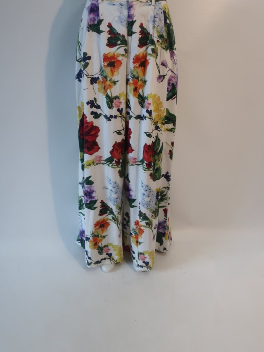 Womens Alice + Olivia Vibrant Multicolor (Item- 73) Floral Wide Leg Pants 2 - Picture 4 of 10